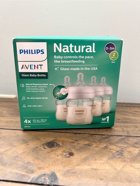 Philips Avent Other - Natural Glass Baby Bottles (2 brand new)